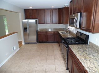 13 Alton Rd, Prospect Heights, IL 60070