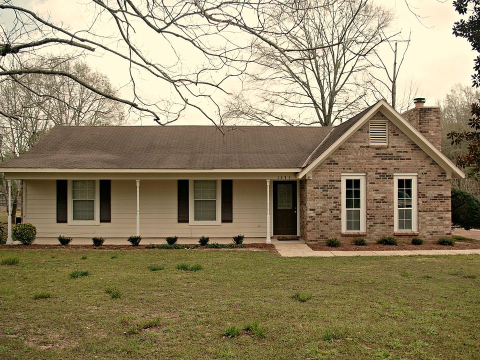 1st image of 1371 Seven Hills Dr