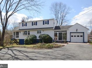 132 Snowden Ln, Princeton, NJ