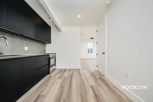 Rented by Nooklyn NYC LLC | media 4