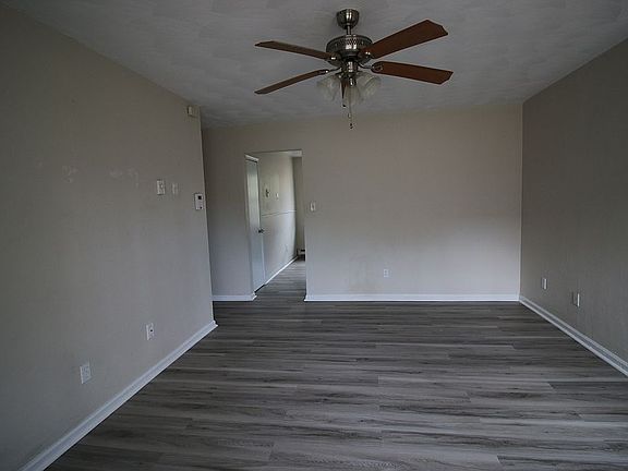 2nd image of 3004 Illinois Ave #A