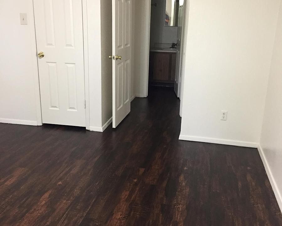 2nd image of 415 Fry St APT 11