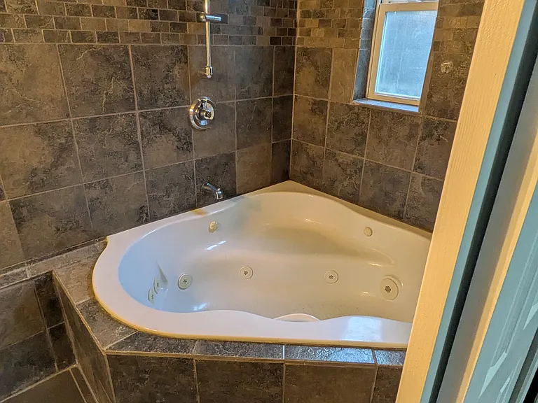 17211 NE 45th St #83 — Photo 15