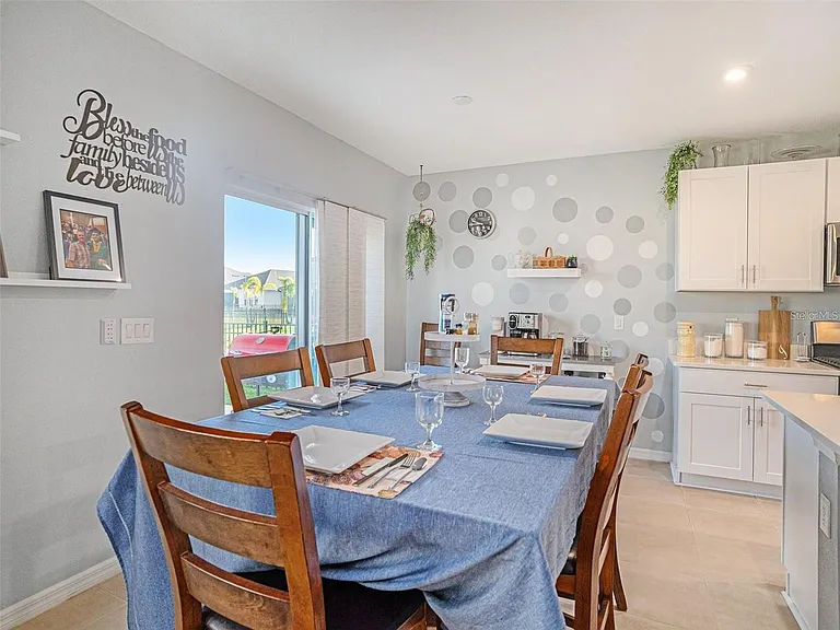 5912 Laurelcrest Gln — Photo 7