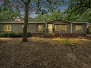 237 Finneyoaks Ln, Weatherford, TX 76085