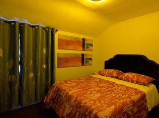 155 Willow Creek Ln, Rochester, NY 14622