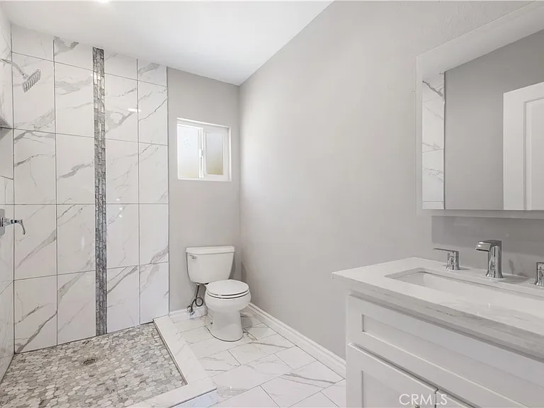 517 N Chalburn Ave — Photo 24