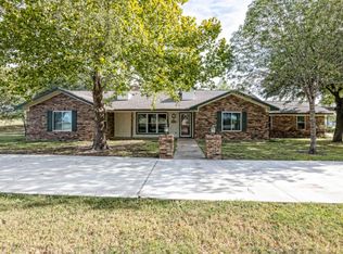 299 Peevey Ln, Waco, TX 76706