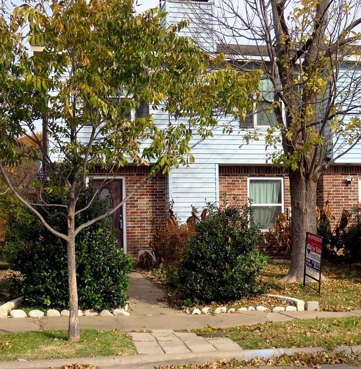 1st image of 3821 Walnut Park Cir
