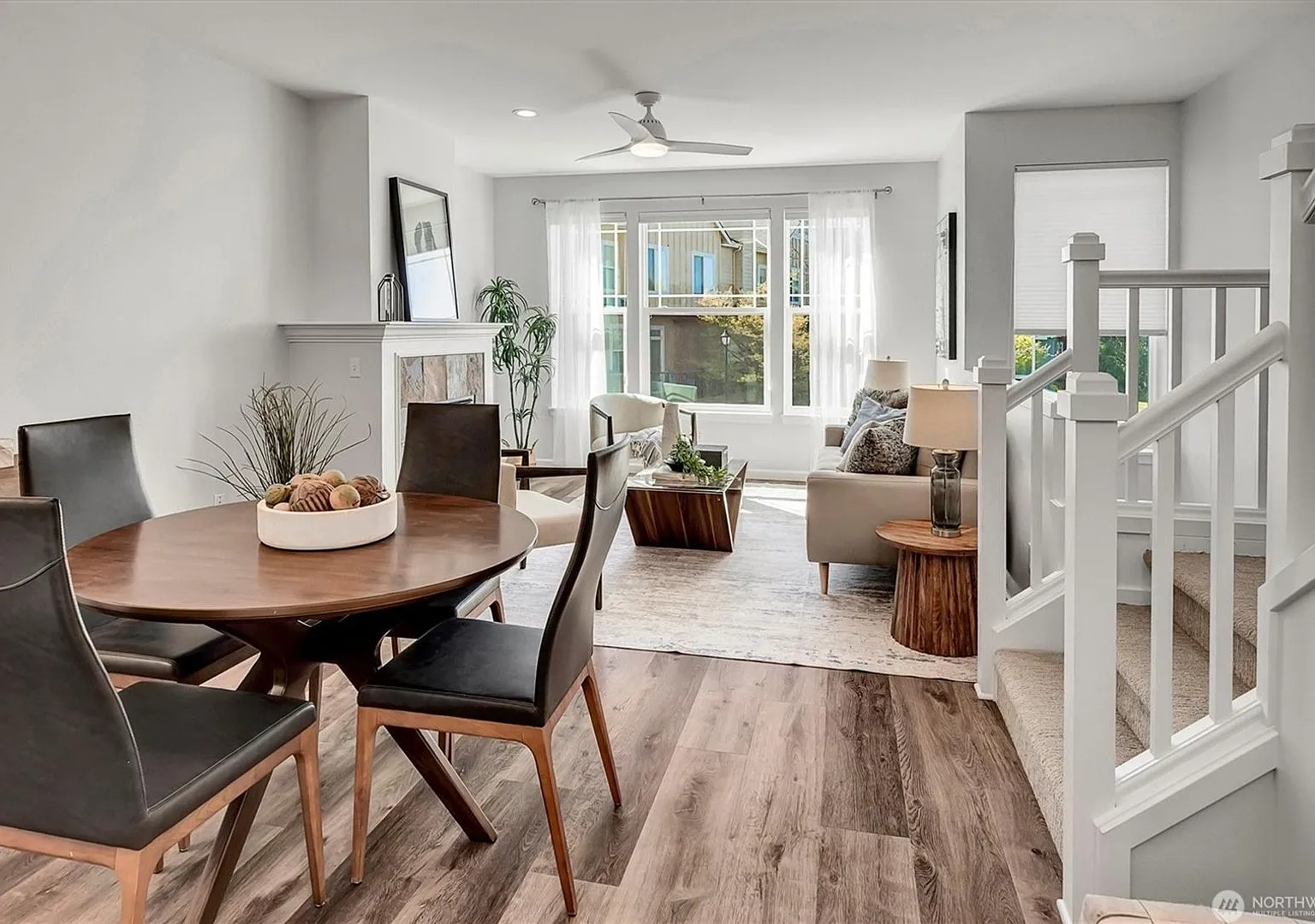 2Bd/2.25Ba Redmond Townhome — Photo 3