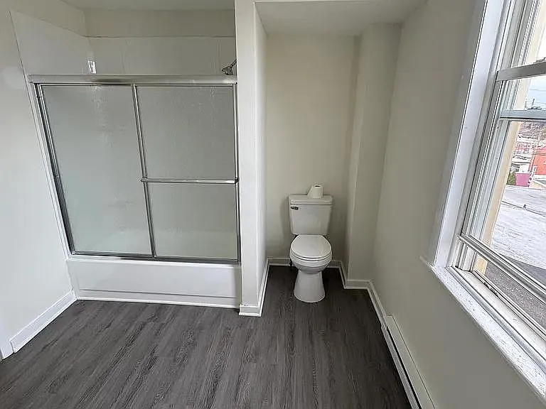 1209 Mechanic St — Photo 4