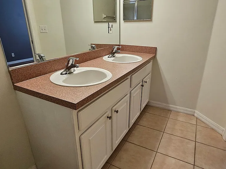 10032 Poppy Hill Dr — Photo 11