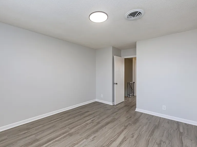 1032 Hickory Hill Ln — Photo 20