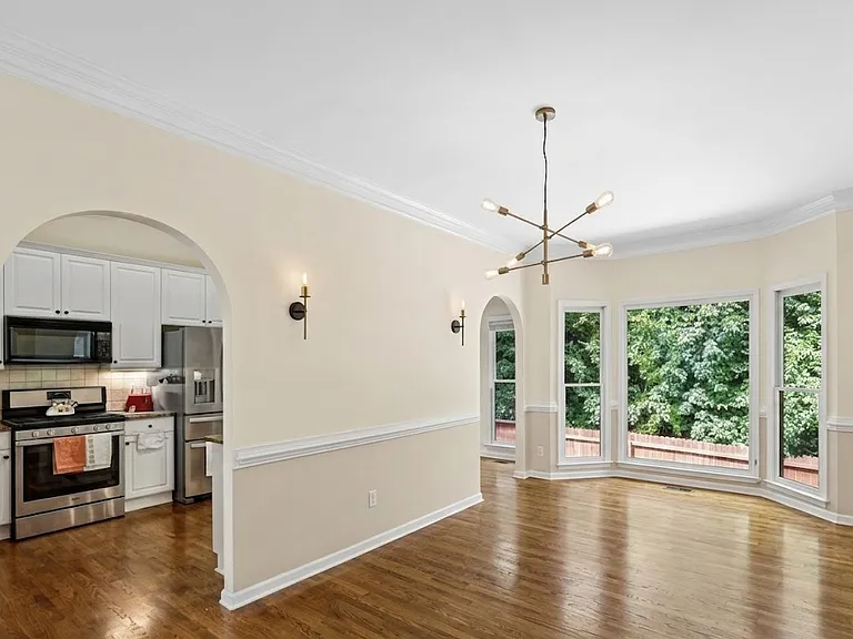 540 Battleview Dr — Photo 10