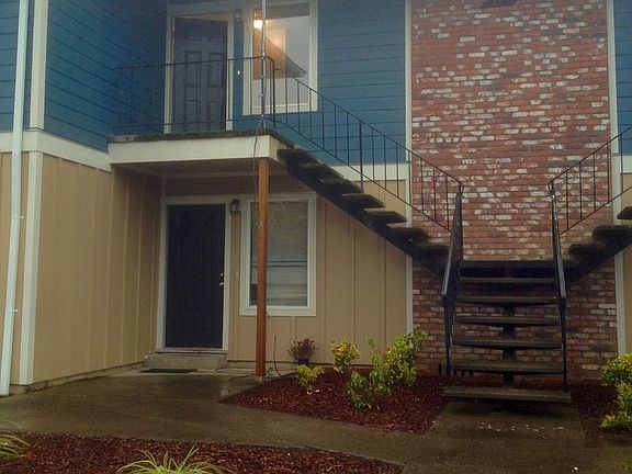 5th image of 757 NE 21st Ave APT A