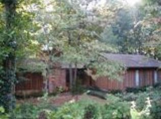 360 Providence Rd, Athens, GA 30606