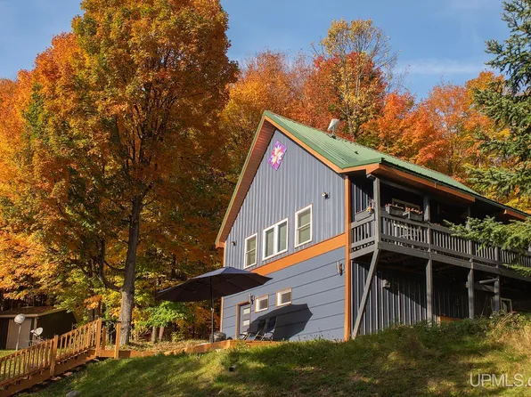123 Brule Village Rd, Iron River, MI 49935