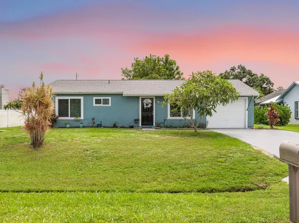 1261 SE Ladner Street, Port St Lucie, FL 34983