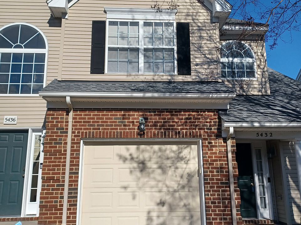 1st image of 5432 Summer Cres