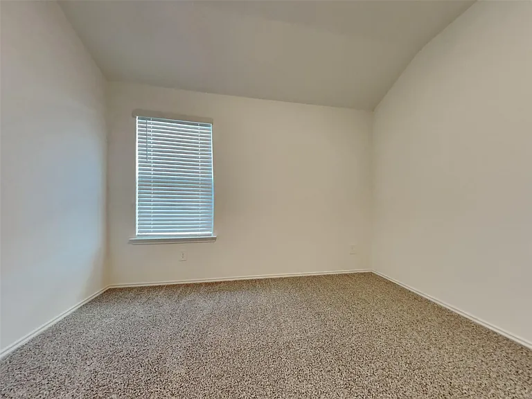 16034 Jordan Meadow Way — Photo 12
