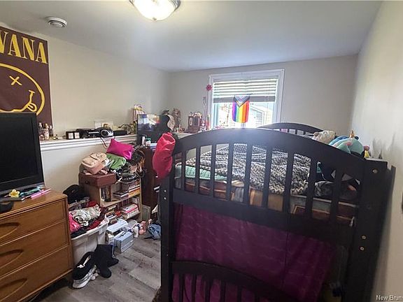 5th image of 523 Hillsborough Rd #521