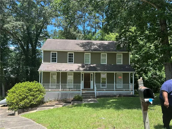 3808 Holy Cross Ct, Decatur, GA 30034
