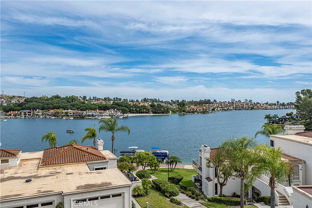 2 bed, 1454 sqft, $4,750 — Photo 4