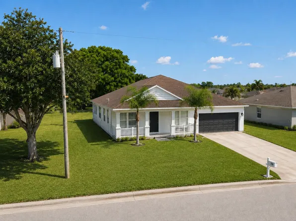 948 SW Jeremko Avenue, Port St Lucie, FL 34953