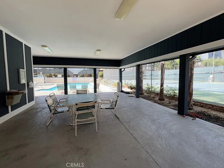 18550 Hatteras St #21 — Photo 11