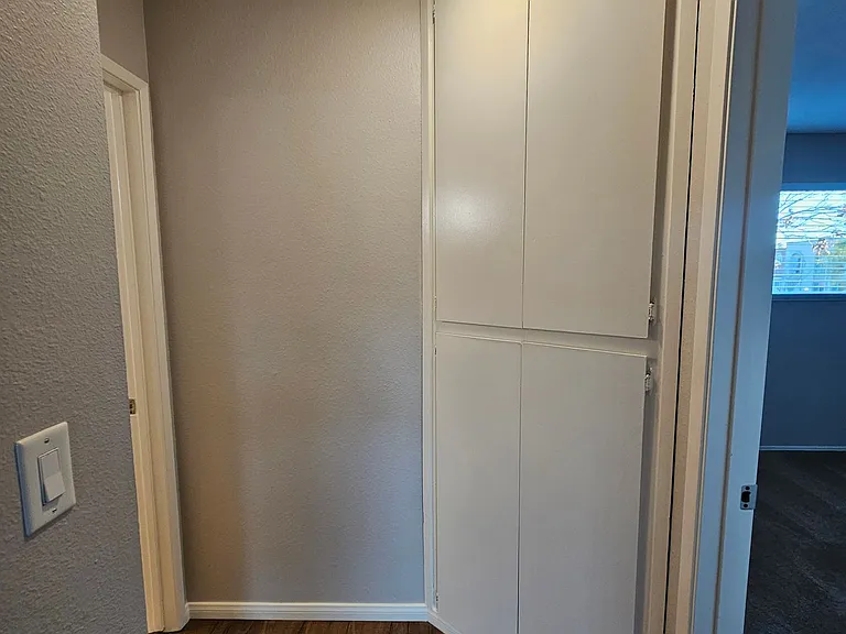 Del Mar Apartment Homes — Photo 26