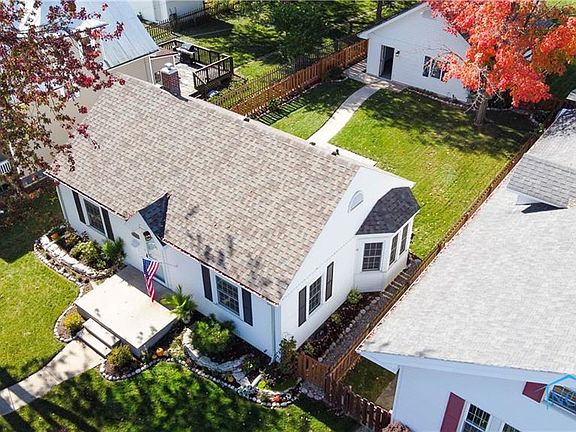 4th image of this home
