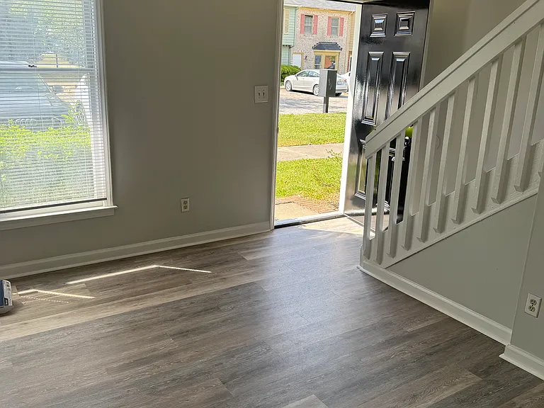 108 Concord Dr #B — Photo 4