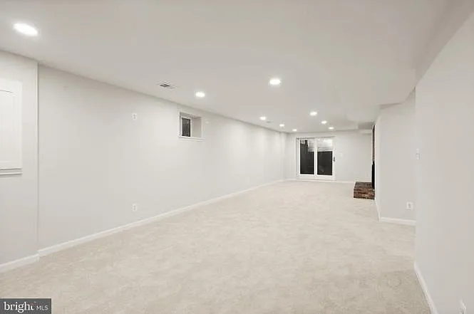 14863 Prestige Dr — Photo 24