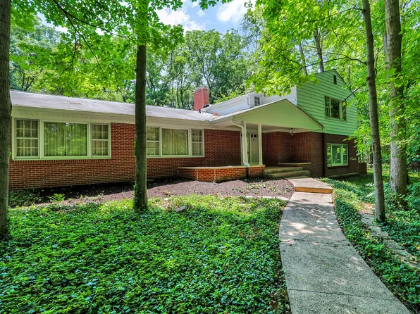 3649 E 71st St, Indianapolis, IN 46220