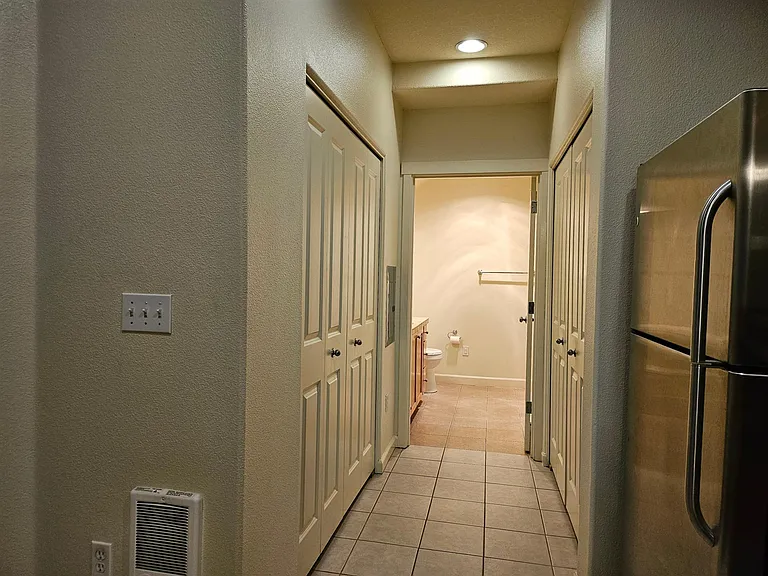 1120 SW 170th Ave #101 — Photo 8