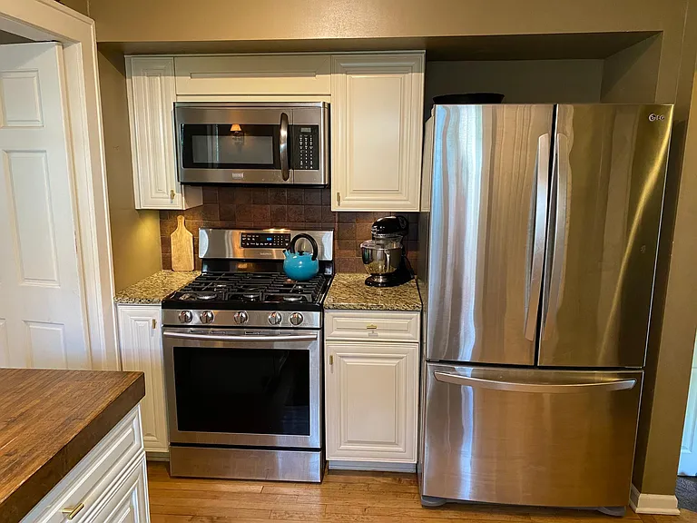8514 Kenyon Ave — Photo 8