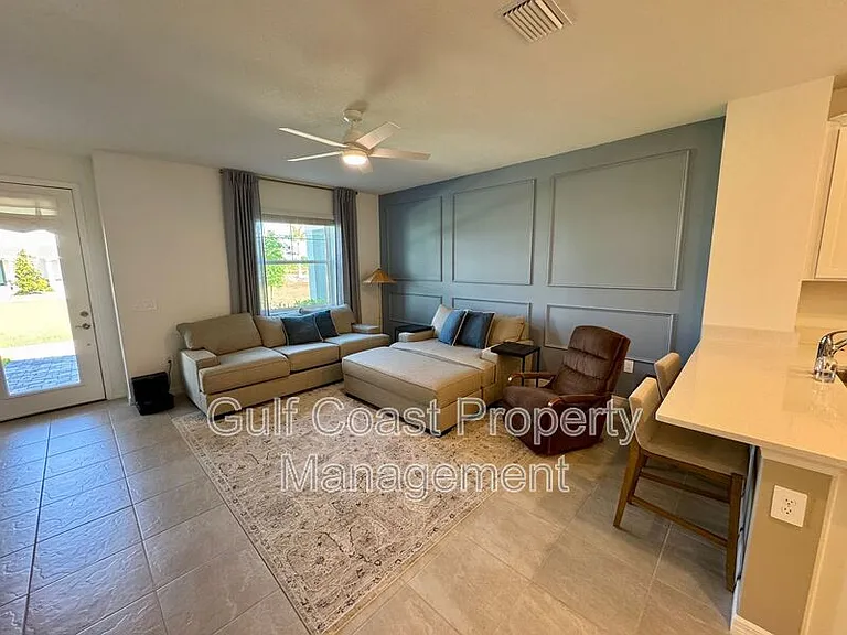 1908 Swivel Ln — Photo 4