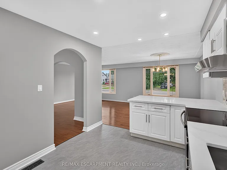 294 Jones Rd #1 — Photo 8