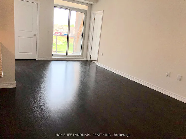 2370 Khalsa Gate #204 — Photo 17
