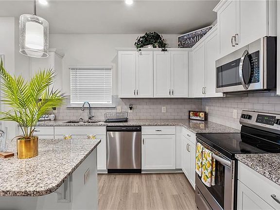 2nd image of 3 Joplin St NE