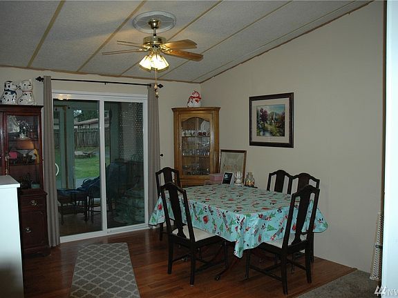 5th image of 11924 124th Street Ct E