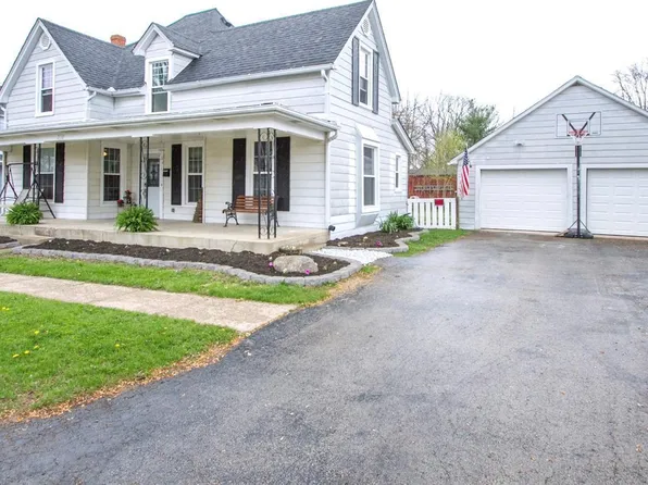 310 N Wright St, Blanchester, OH 45107