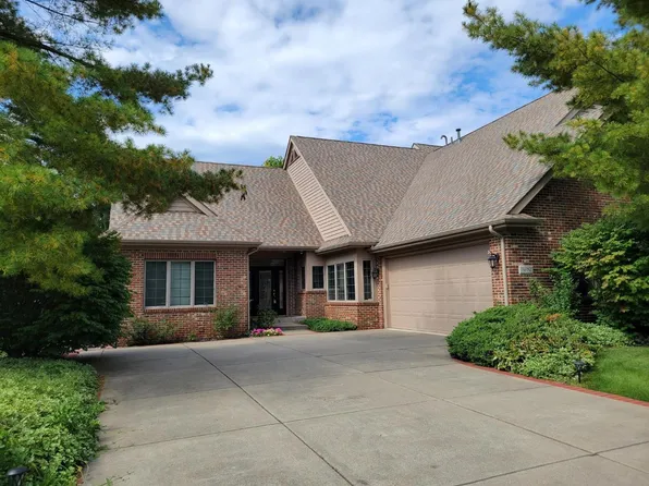 36 Kilmartin Ct, Valparaiso, IN 46385
