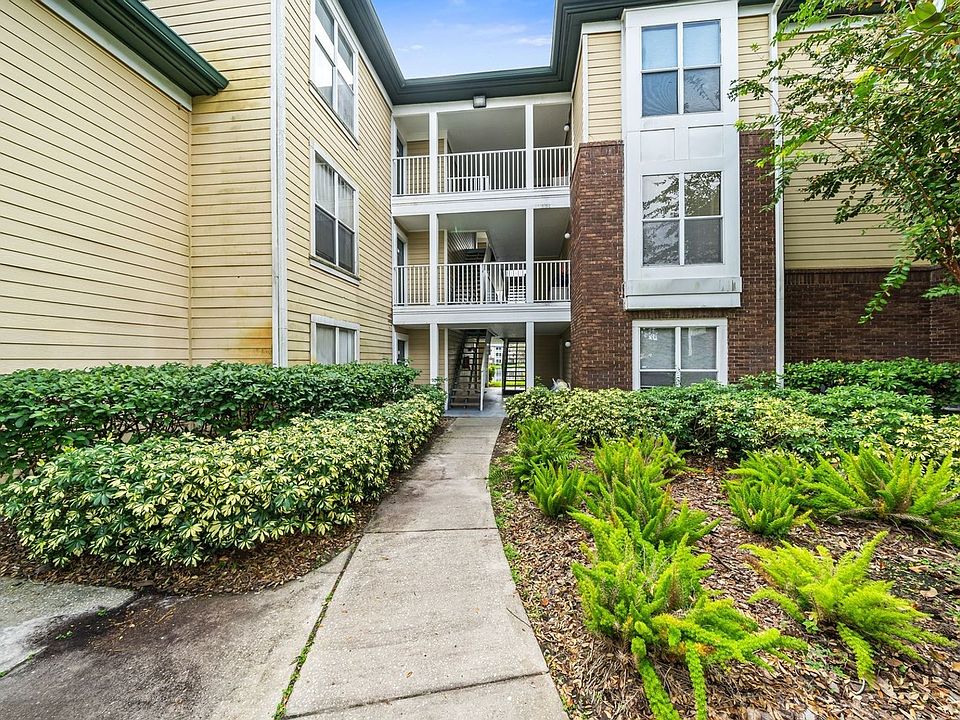 1st image of 10122 Winsford Oak Blvd APT 412