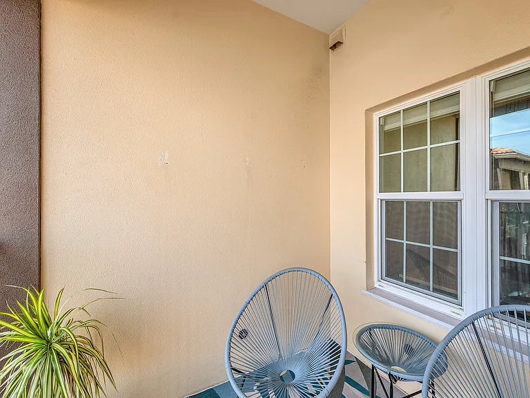 100 4th Ave S #424 — Photo 29