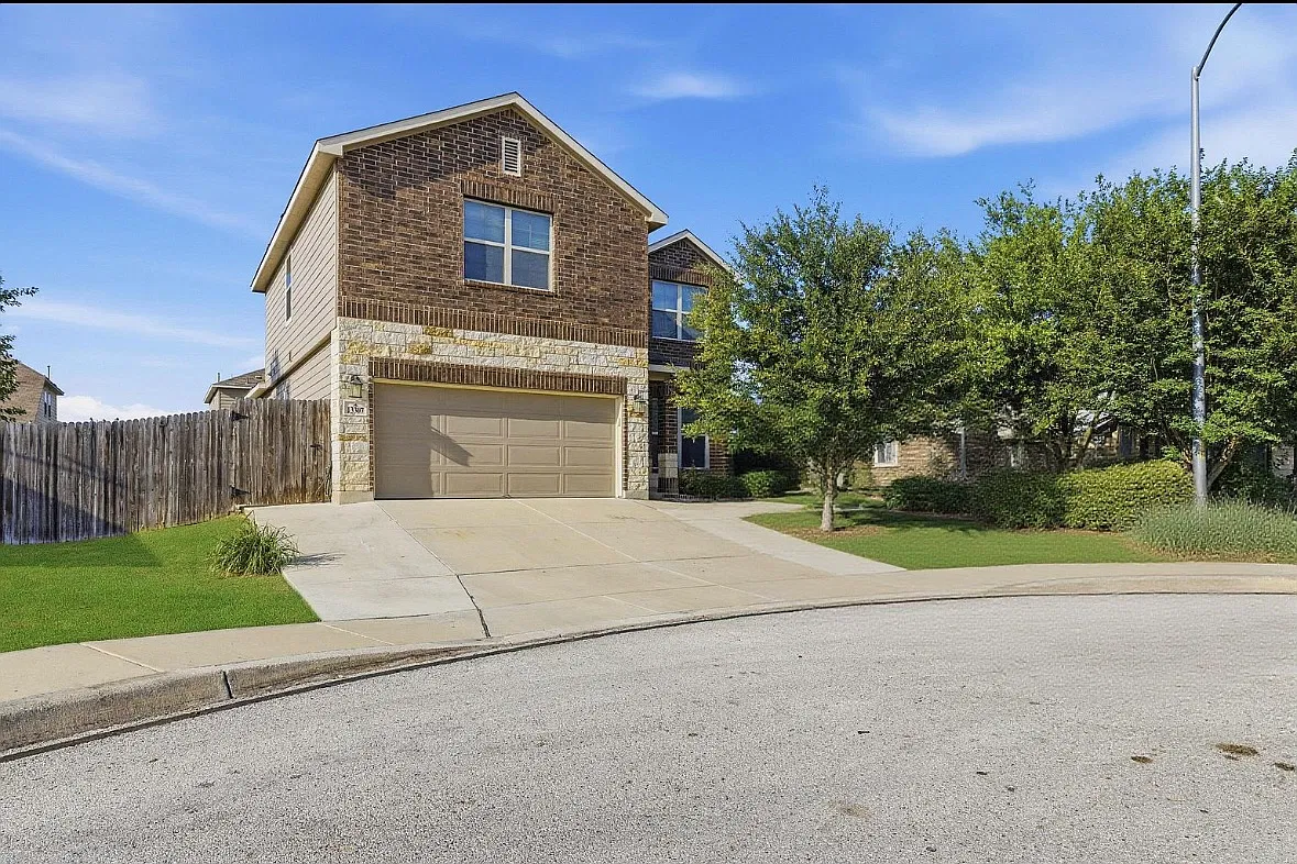 13307 Pecos Parke — Photo 2