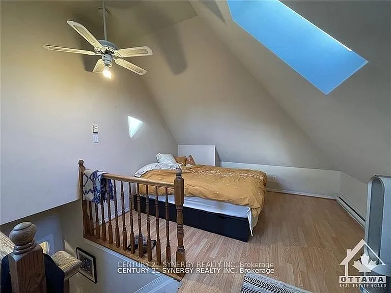 450 Maclaren St #8 — Photo 6