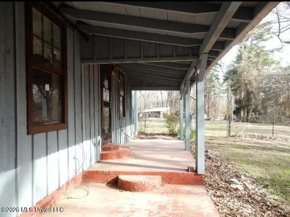 145 County Road 511, Como, MS 38619