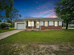 12 Madison St, Hamlet, IN 46532