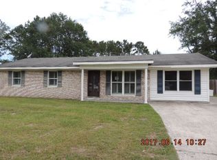 160 Sequoia Cir, Hinesville, GA 31313